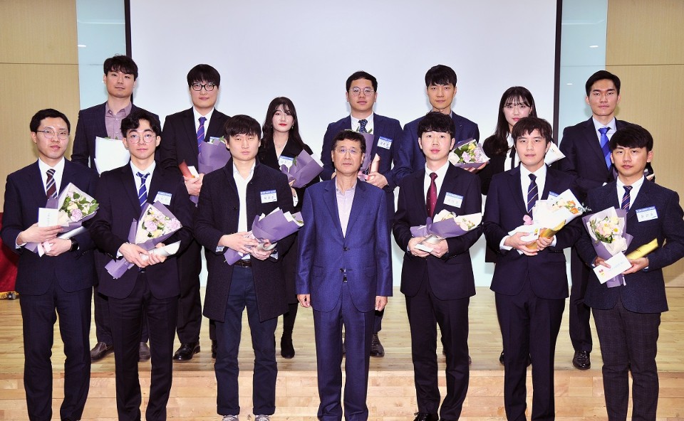 Junyoung Kim was awarded from the 2019 Samsung Electro-Mechanics Best Paper Award에 대한 이미지1